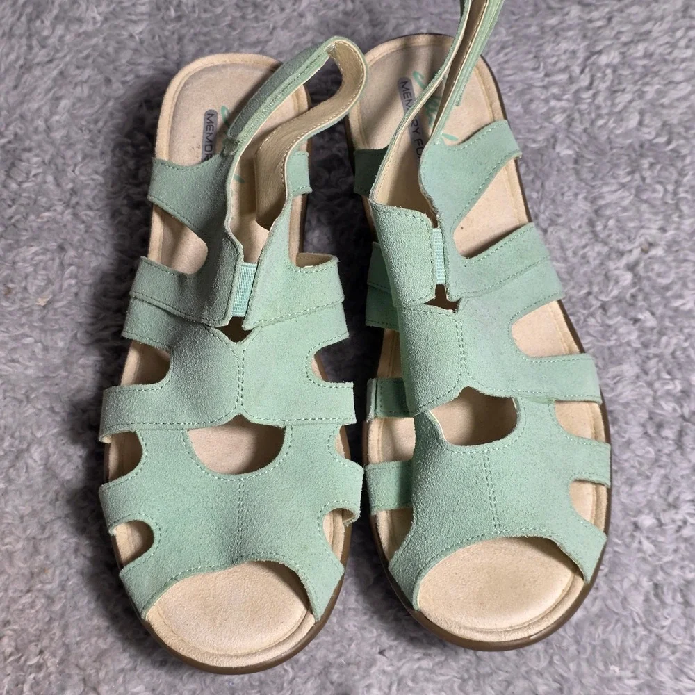 Skechers Wedge Sandals Mint Green Leather‎ Memory Foam Women 9.5 NEW